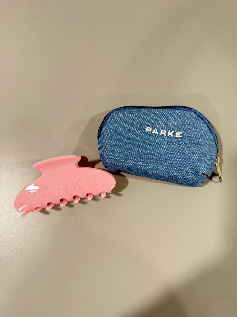 Parke claw clip and pouch